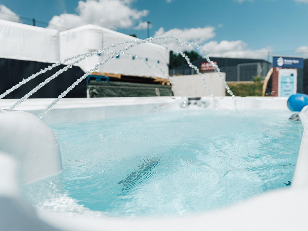 EP14 Swim Spa - Wasserstrahlen - Artesian Spas