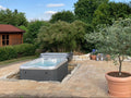 Sardinia Whirlpool im Garten - South Seas Spas - Artesian Spas